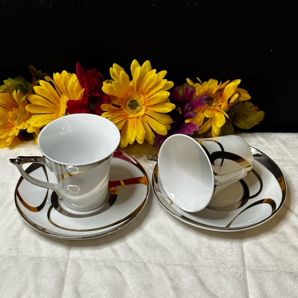 New Beautiful Delicate Gold & Silver Metallic Swirl Tea Set For 2 In A Gift Box - Picture 10 of 16